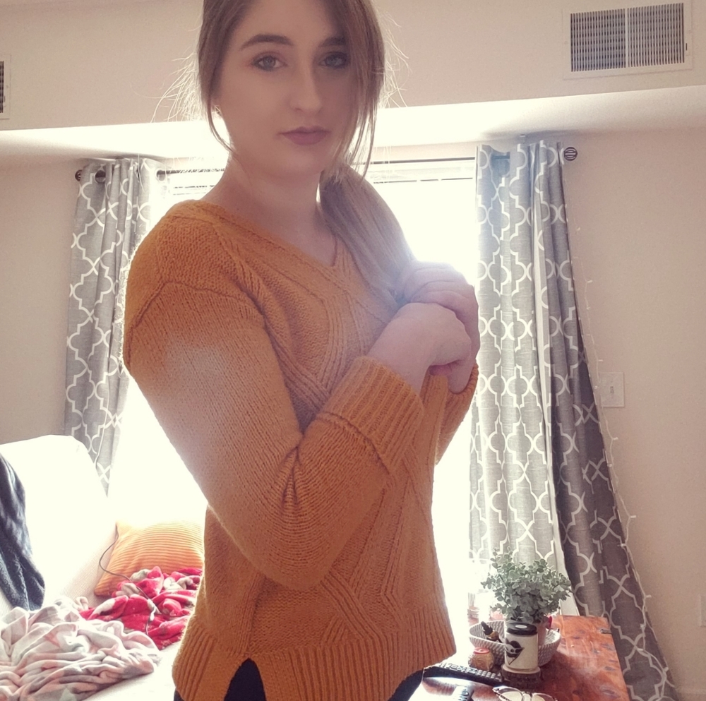 Womens Yellow XS Sweater